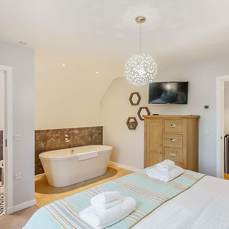 Lord Galloway 35 With Hot Tub Newton Stewart Eksteriør bilde