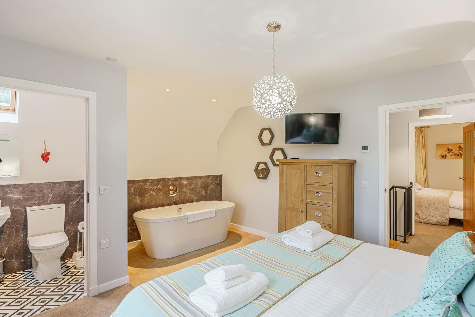 Lord Galloway 35 With Hot Tub Newton Stewart Eksteriør bilde